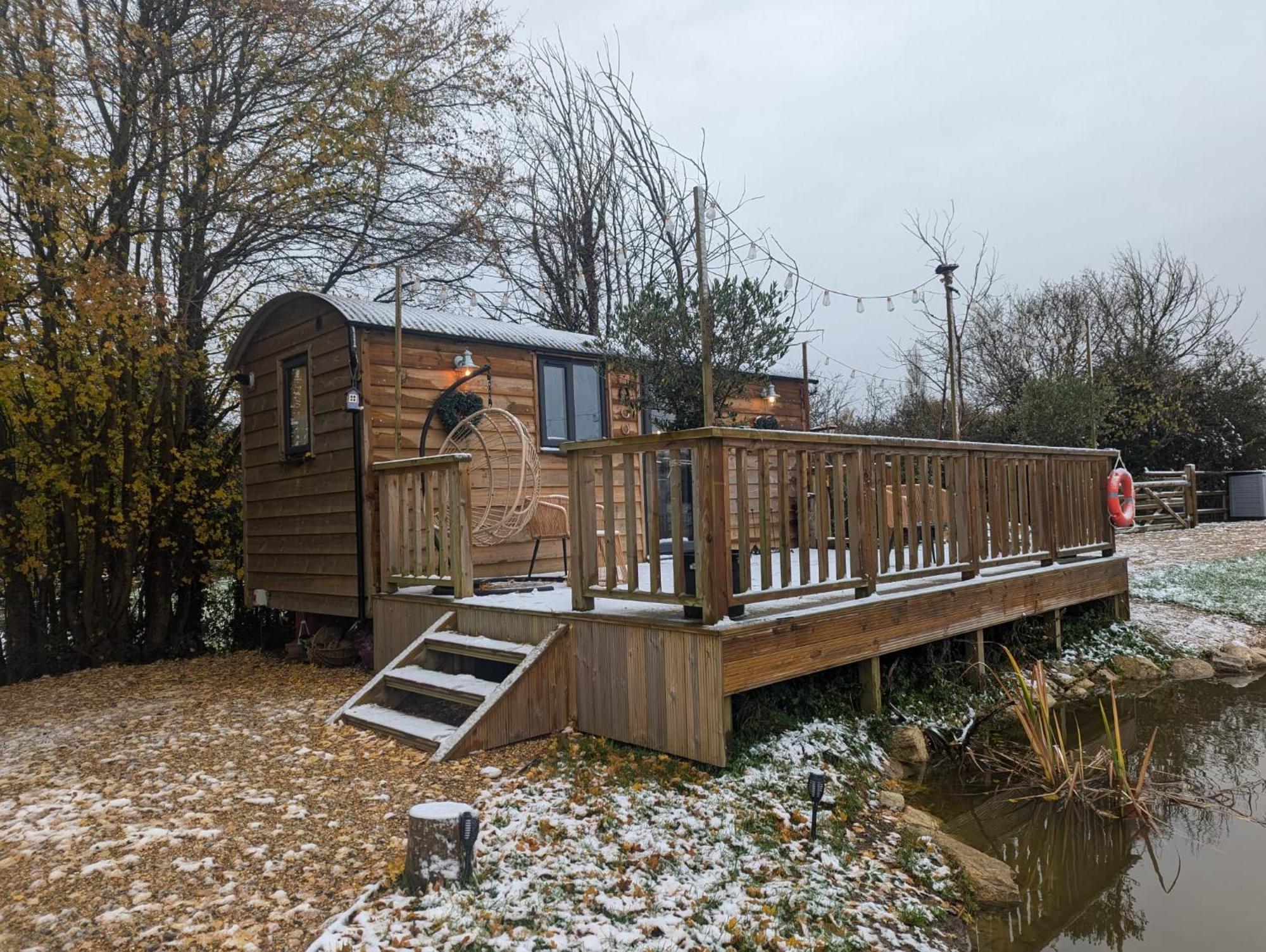 Rusty Duck Retreat Shepherds Hut Shedfield Экстерьер фото